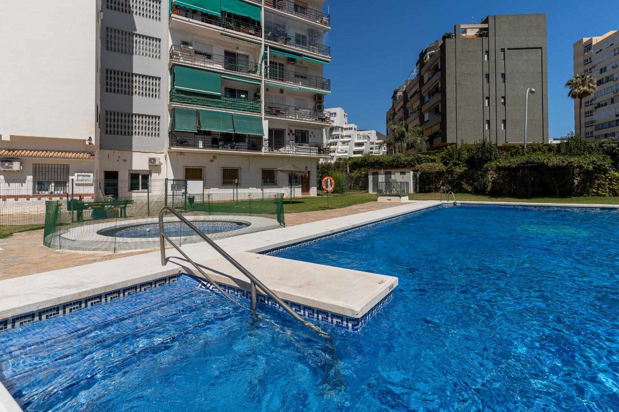 Blonzu Cabo * Benalmádena