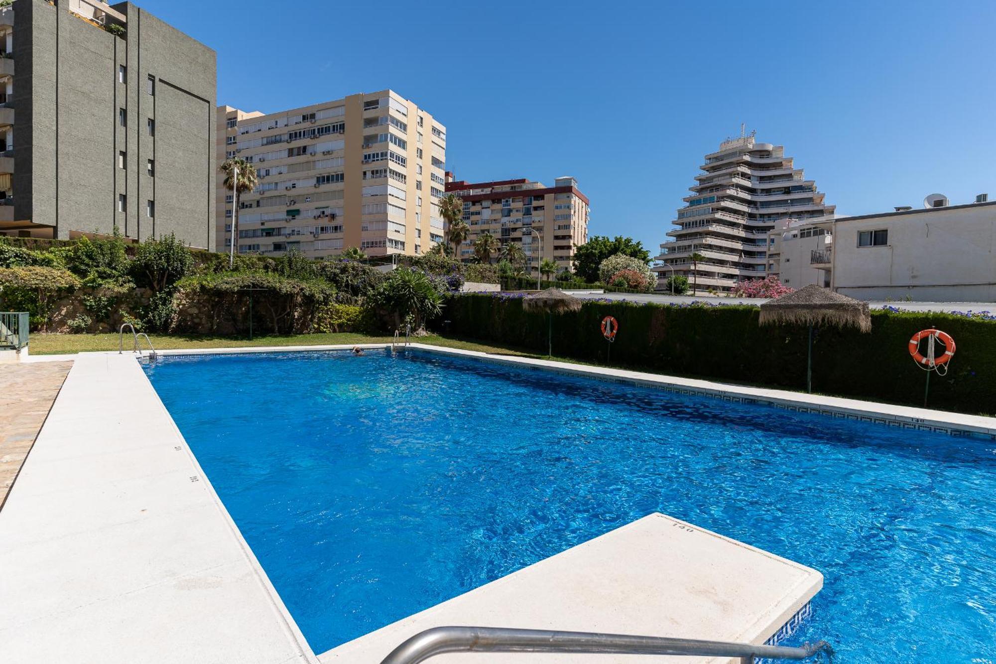 Blonzu Cabo Benalmádena